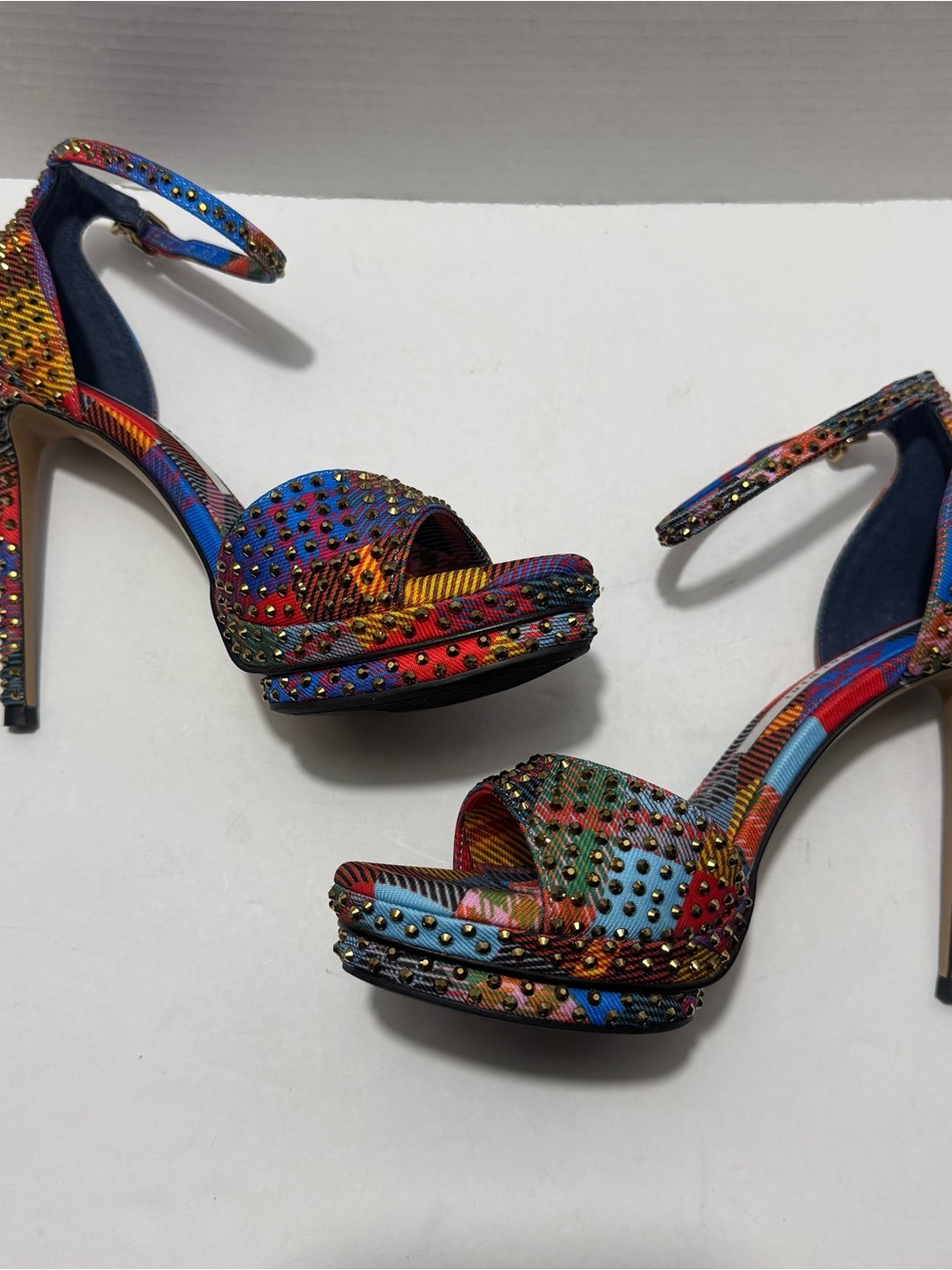 Gianni Bini Multicolor Studded Plaid Platform Heels - Picture 4 of 8